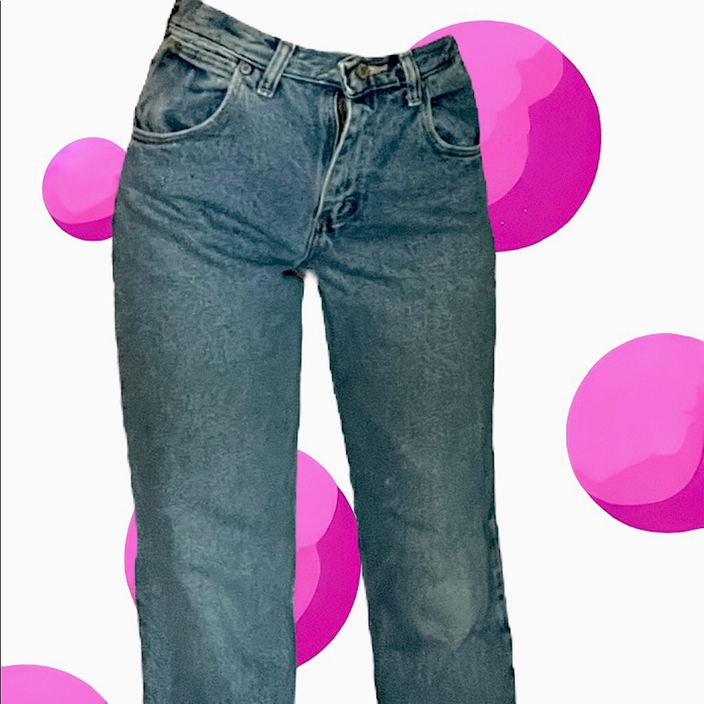 ❤️‍🔥distressed❤️‍🔥 wrangler jeans 👖🍃